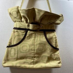 Geometric print chartreuse ruffled shoulder bag